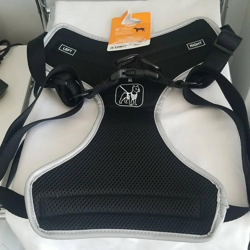 BRAND NEW Hyde and EEK dog harness size XL.